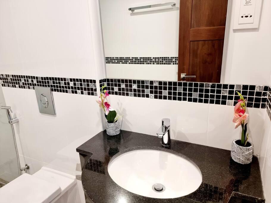 Three Bedroom Luxury * Manama