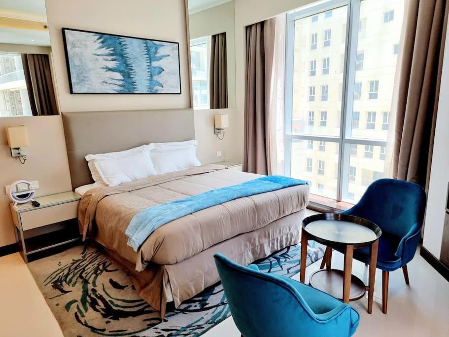 Three Bedroom Luxury Apartment Manama
